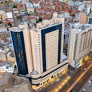 Nawazi Towers Otel